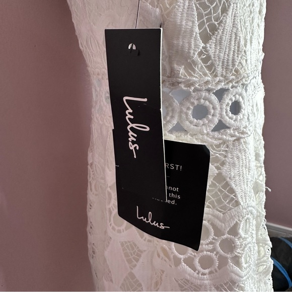 Lulu’s NWT cream lace sheath dress size medium - Picture 5 of 10